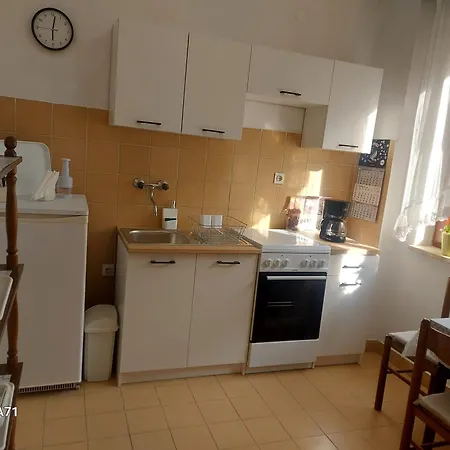 Hrastic Apartament *
