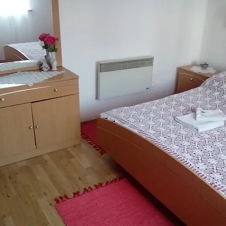 Apartment Hrastic *