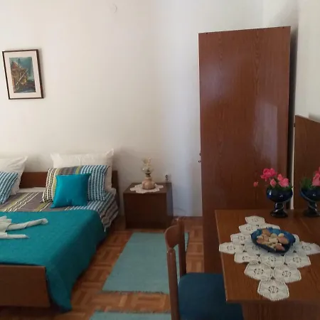 Hrastic Appartement *
