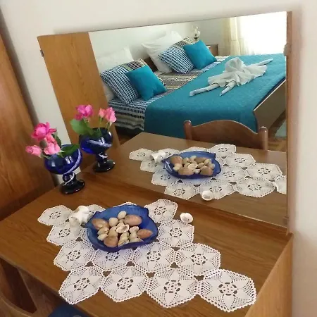 Hrastic * Porec